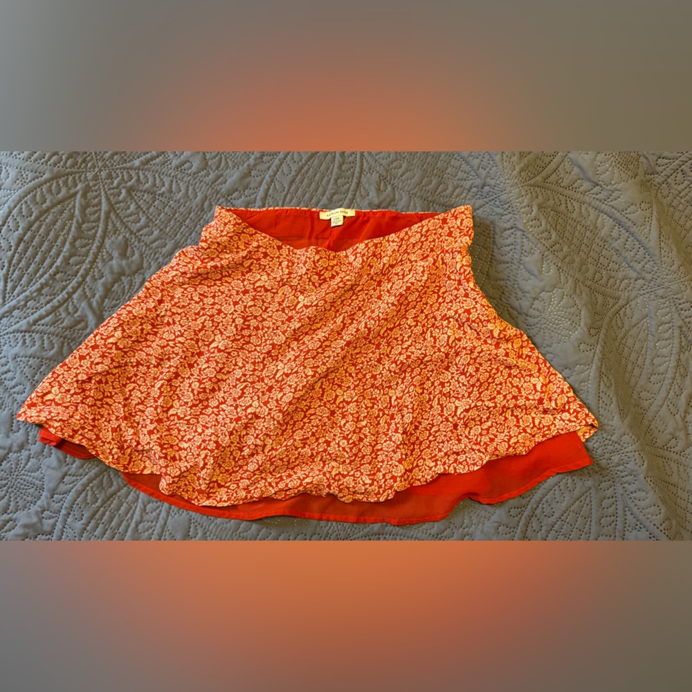American Eagle Outfitters Red and White skater Skirt large